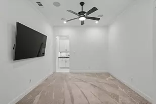 10 Venetia Grove Dr, Tomball, TX 77375 - Photo 8