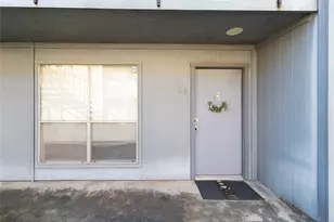 6202 Skyline Dr, Houston, TX 77057 - Photo 2