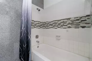 6202 Skyline Dr, Houston, TX 77057 - Photo 10