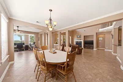 4527 Estella Court, League City, TX 77573 - Photo 16