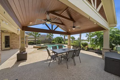4527 Estella Court, League City, TX 77573 - Photo 4