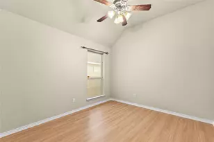 14010 Lake Hollow Dr, Pearland, TX 77584 - Photo 16