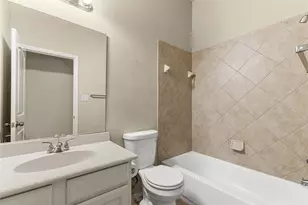 14010 Lake Hollow Dr, Pearland, TX 77584 - Photo 22