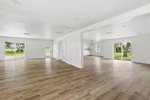 2751 Piper, Pearland, TX 77584 - Photo 4