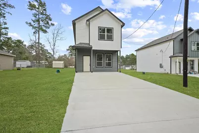 15618 Sycamore Drive, Montgomery, TX 77356 - Photo 2