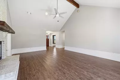 5433 Hidden Meadows Drive, Orange, TX 77632 - Photo 10