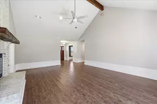 5433 Hidden Meadows Dr, Orange, TX 77632 - Photo 10