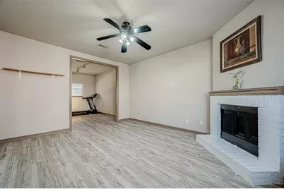 8310 Wild Rose St Street #16C, Houston, TX 77083 - Photo 14