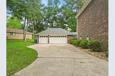 300 Broadmoor Drive, Huntsville, TX 77340 - Photo 32