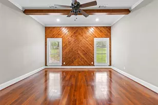 300 Broadmoor Dr, Huntsville, TX 77340 - Photo 12