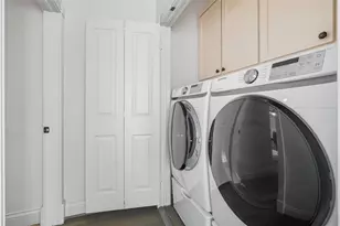 4746 Post Oak Timber Dr, Houston, TX 77056 - Photo 24