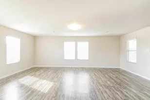 6047 Sunrise Light, Houston, TX 77048 - Photo 4
