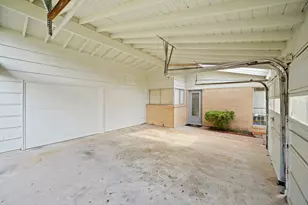 4510 Silverwood Dr, Houston, TX 77035 - Photo 30