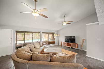 4510 Silverwood Drive, Houston, TX 77035 - Photo 8