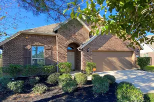 10 Pinestead Ct, Tomball, TX 77375 - Photo 2