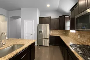 10 Pinestead Ct, Tomball, TX 77375 - Photo 16