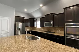 10 Pinestead Ct, Tomball, TX 77375 - Photo 12