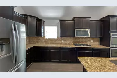 10 Pinestead Court, Tomball, TX 77375 - Photo 18