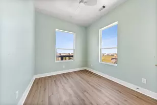 4026 5th St, Galveston, TX 77554 - Photo 18