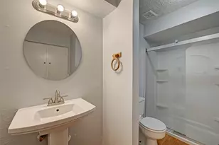 7714 Renwick Dr, Houston, TX 77081 - Photo 14