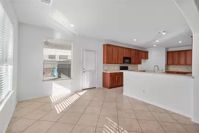 4004 Beacon Pointe Lane, Dickinson, TX 77539 - Photo 12