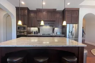 38 Spincaster Drive, The Woodlands, TX 77389 - Photo 2