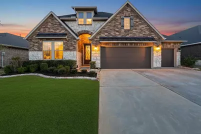 4710 Cedar Sage Drive, Baytown, TX 77521 - Photo 2