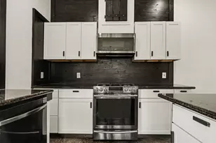 8302 Shotwell St, Houston, TX 77016 - Photo 8