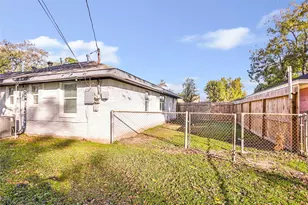 150 Gruss Dr, Houston, TX 77060 - Photo 4