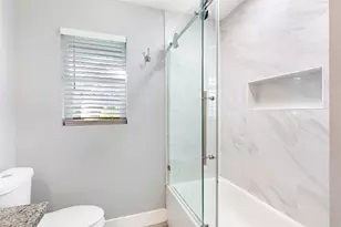 150 Gruss Dr, Houston, TX 77060 - Photo 18