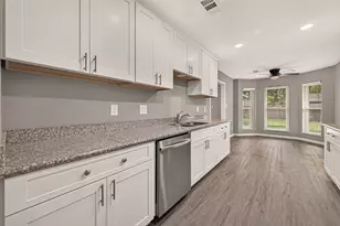 13035 Mintwood Dr, Beaumont, TX 77713 - Photo 18