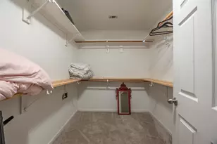 2111 W Gulf St, Baytown, TX 77520 - Photo 24