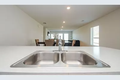 4355 Palmetto Grove Lane, Baytown, TX 77521 - Photo 8