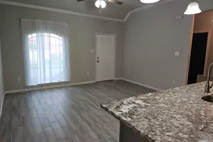 4801 Wenda St, Houston, TX 77033 - Photo 6
