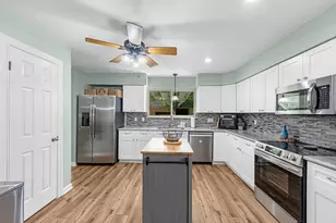 2355 Farriers Bend Dr, Friendswood, TX 77546 - Photo 24