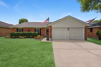 2355 Farriers Bend Drive, Friendswood, TX 77546 - Photo 4