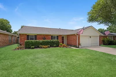 2355 Farriers Bend Drive, Friendswood, TX 77546 - Photo 2