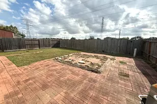 6019 Greenpark Manor Ln, Houston, TX 77085 - Photo 8