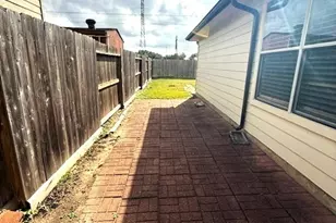 6019 Greenpark Manor Ln, Houston, TX 77085 - Photo 20