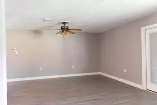 5003 Apple Springs Dr, Pearland, TX 77584 - Photo 12