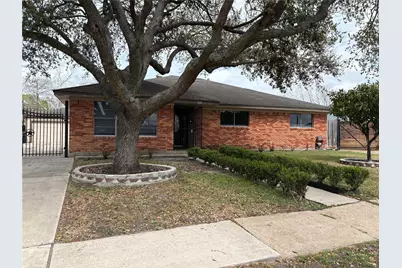 207 Parliament Drive, Houston, TX 77034 - Photo 1