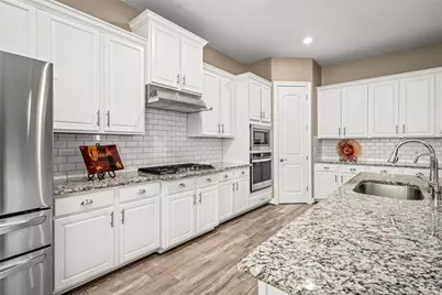 109 Magnolia Reserve Loop, Magnolia, TX 77354 - Photo 2