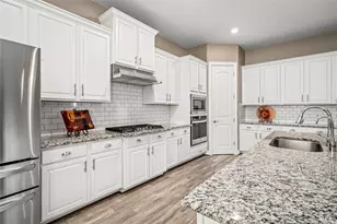 109 Magnolia Reserve Loop, Magnolia, TX 77354 - Photo 2