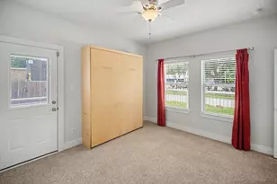 1744 W 25th St, Houston, TX 77008 - Photo 10
