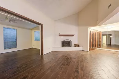 10850 Kirktown Drive, Houston, TX 77089 - Photo 6