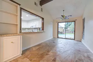 10850 Kirktown Dr, Houston, TX 77089 - Photo 4