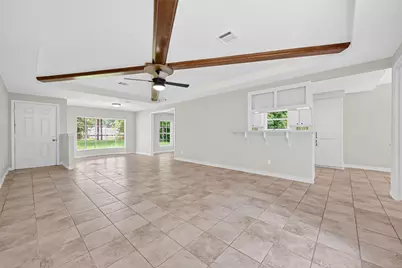 18747 Woodridge Drive, Conroe, TX 77302 - Photo 10