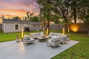 4927 Kelso St, Houston, TX 77021 - Photo 2