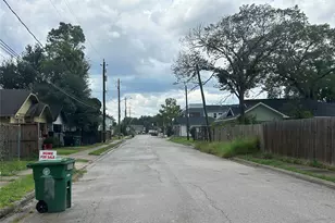 3618 McIlhenny St, Houston, TX 77004 - Photo 8