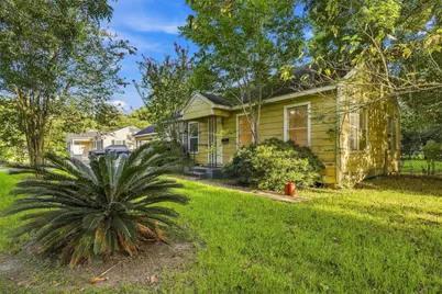 1914 Oaklawn Drive, La Marque, TX 77568 - Photo 2
